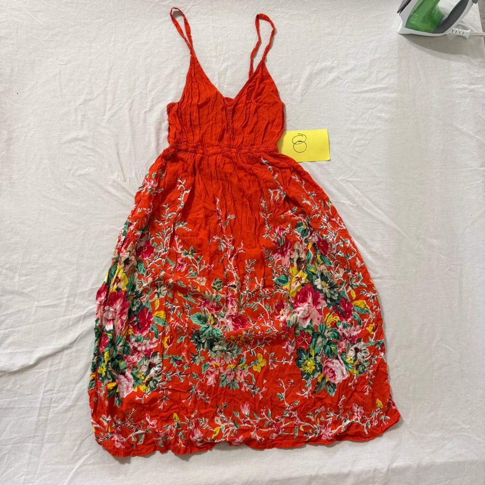 Elegant Floral Midi Dress